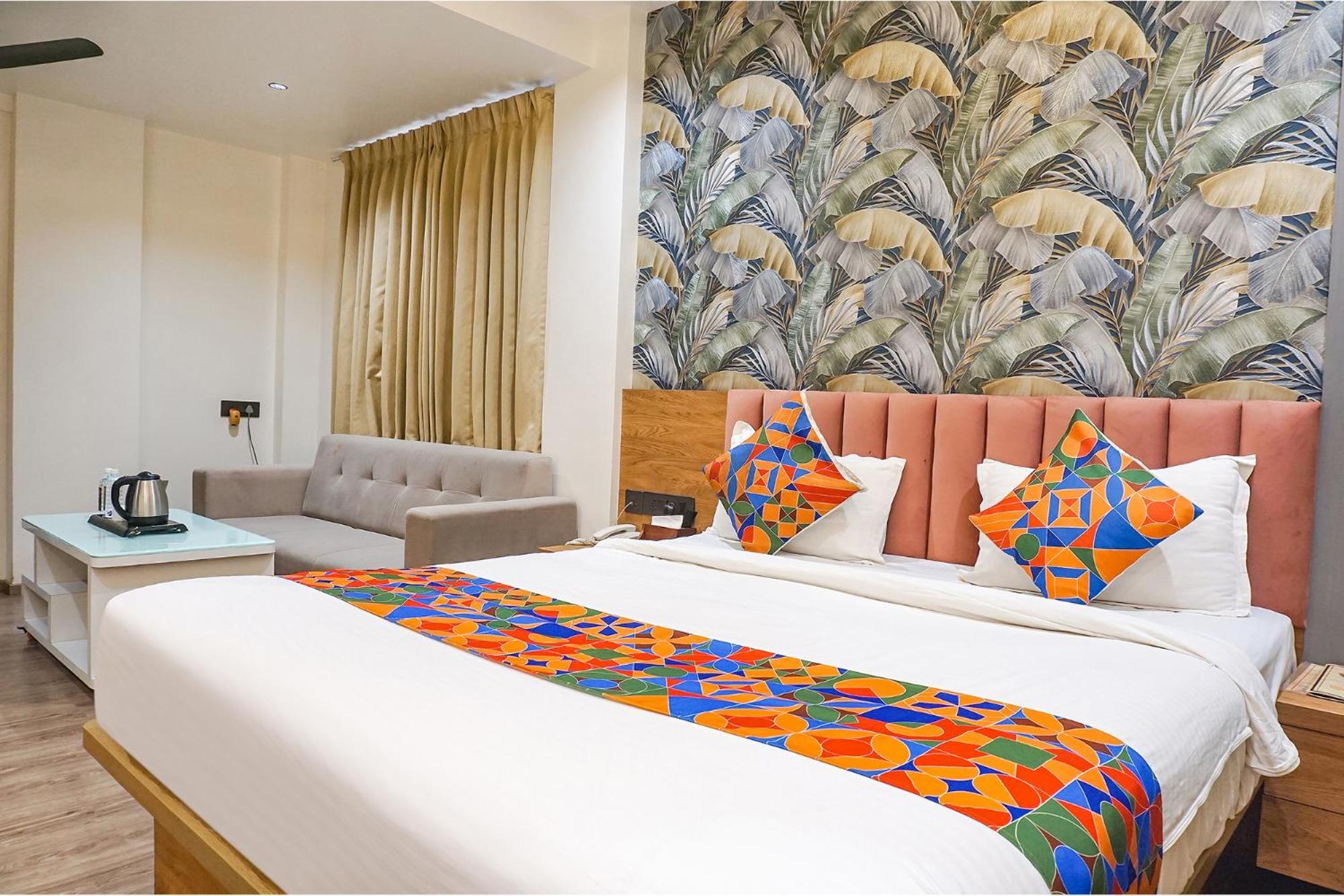 Fabhotel Prime Shourya Residency - Nr Maharshi Karve Museum Pune Exterior photo